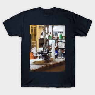 Chemists - Chem Lab T-Shirt